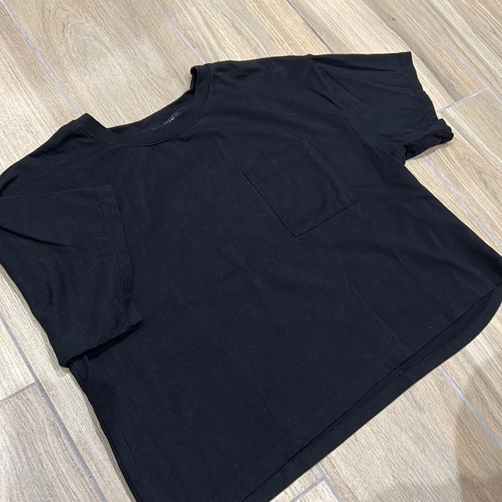 Forever 21 - Cropped T-Shirt - Black (Large)